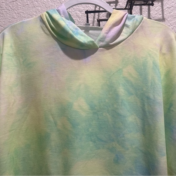 Pastel Tie Dye Cropped Hoodie | Lightweight Lounge Pullover | NWT - Picture 5 of 6